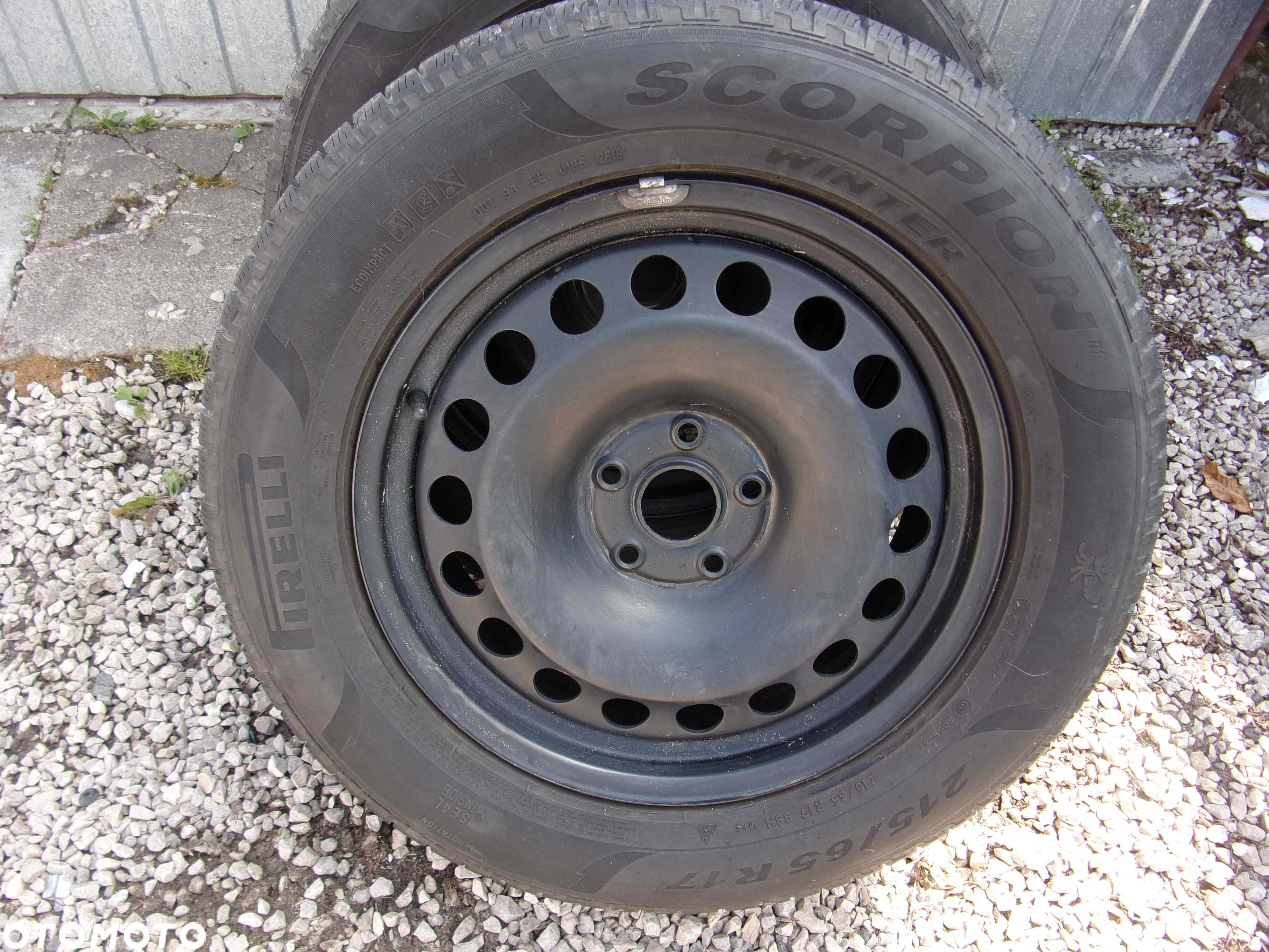 koła zimowe Vw Tiguan 215/65/17 Pirelli 5x112 - 4