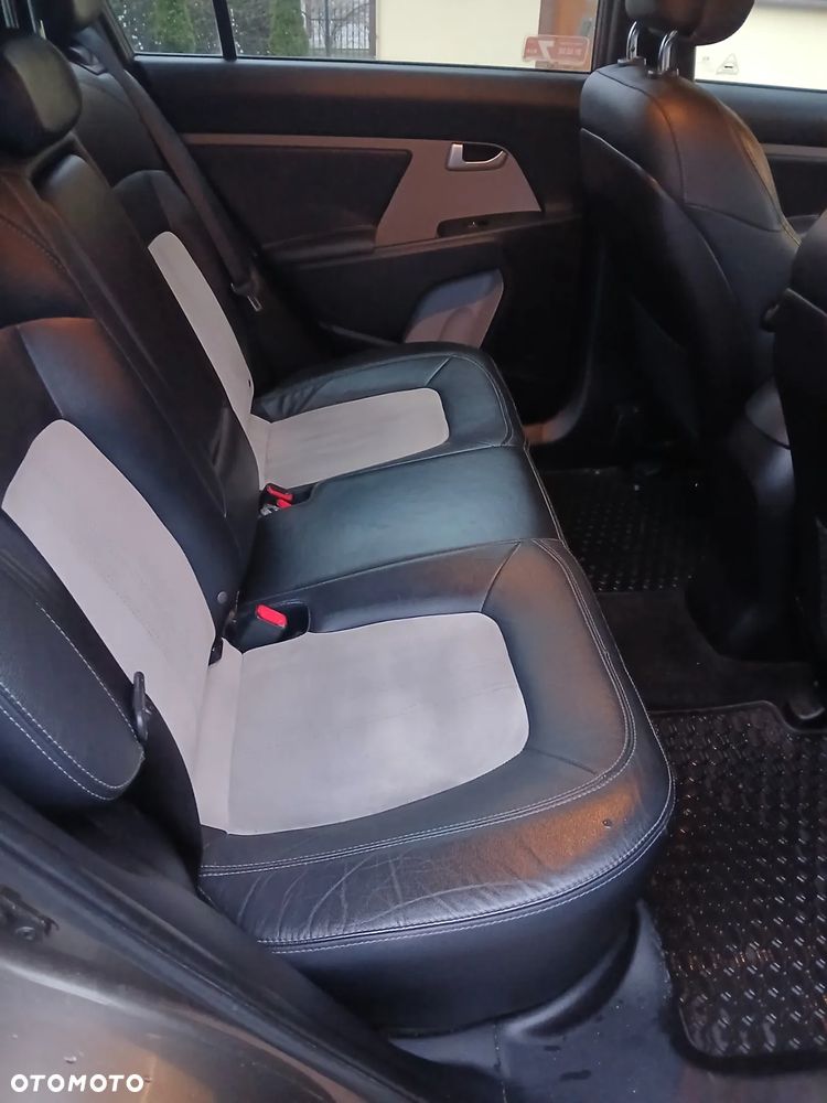 Kia Sportage 1.7 CRDI Business Line 2WD - 2