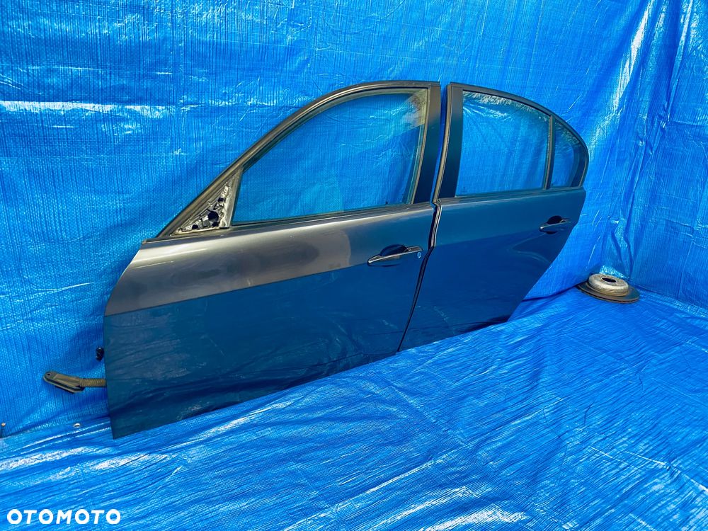 DRZWI LEWE LEWY PRZÓD PRZEDNIE TYŁ TYLNE KOMPLETNE BMW E90 SEDAN 07R ; LAKIER A22 ORYGINAŁ EUROPA - 4