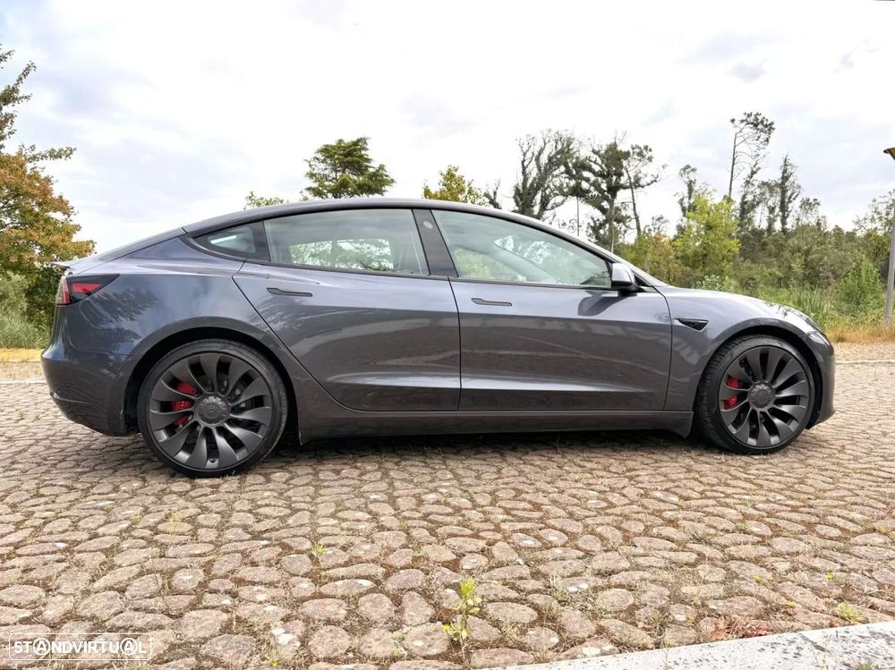 Tesla Model 3 Performance Dual Motor AWD — fotografia 22