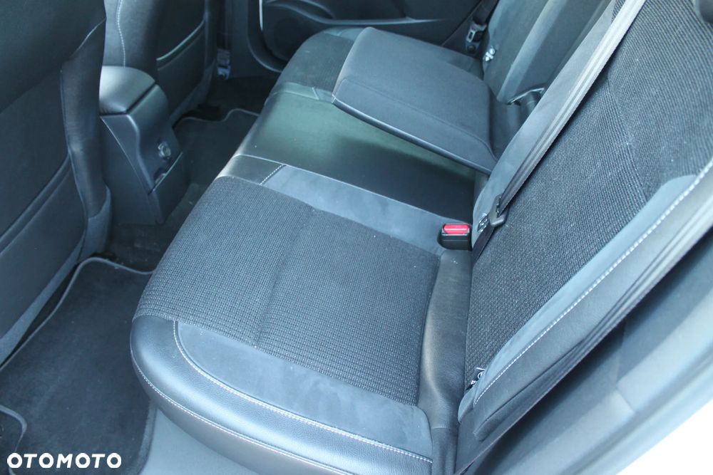 Citroën C4 VTi 120 Exclusive - 23