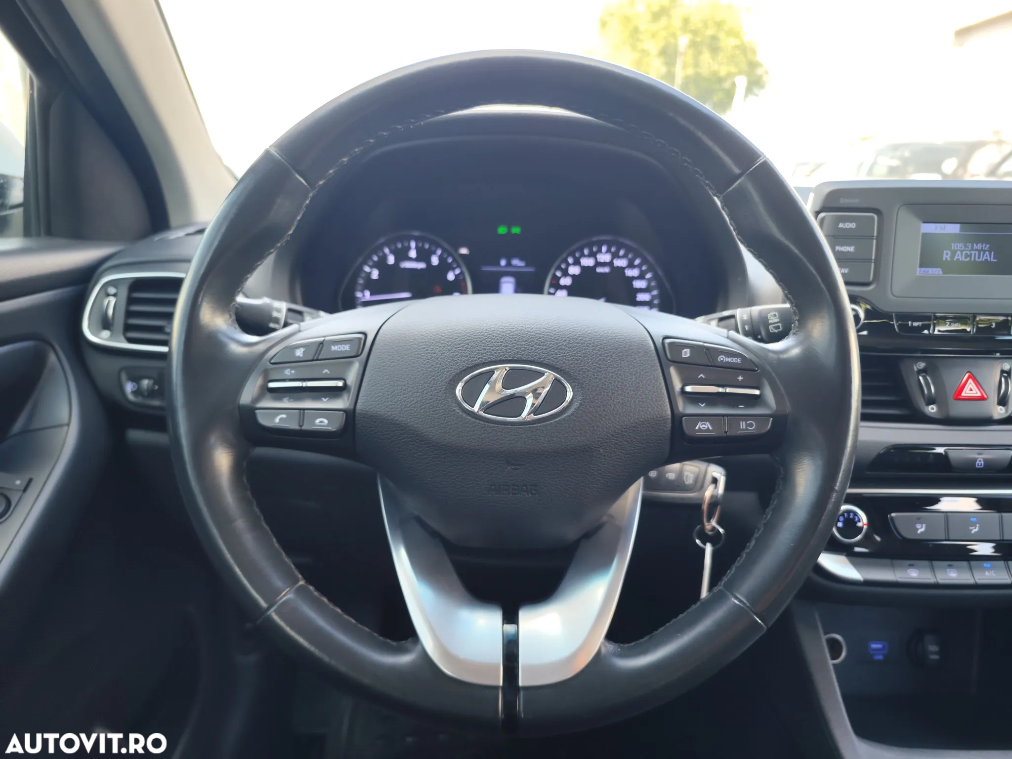Hyundai i30 1.5 110CP 5DR M/T Comfort - 12