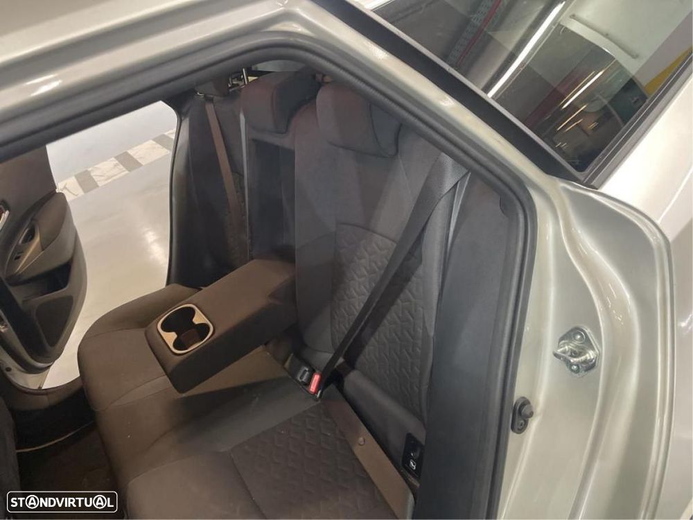 Toyota Corolla Touring Sports 1.8 Hybrid Comfort - 3