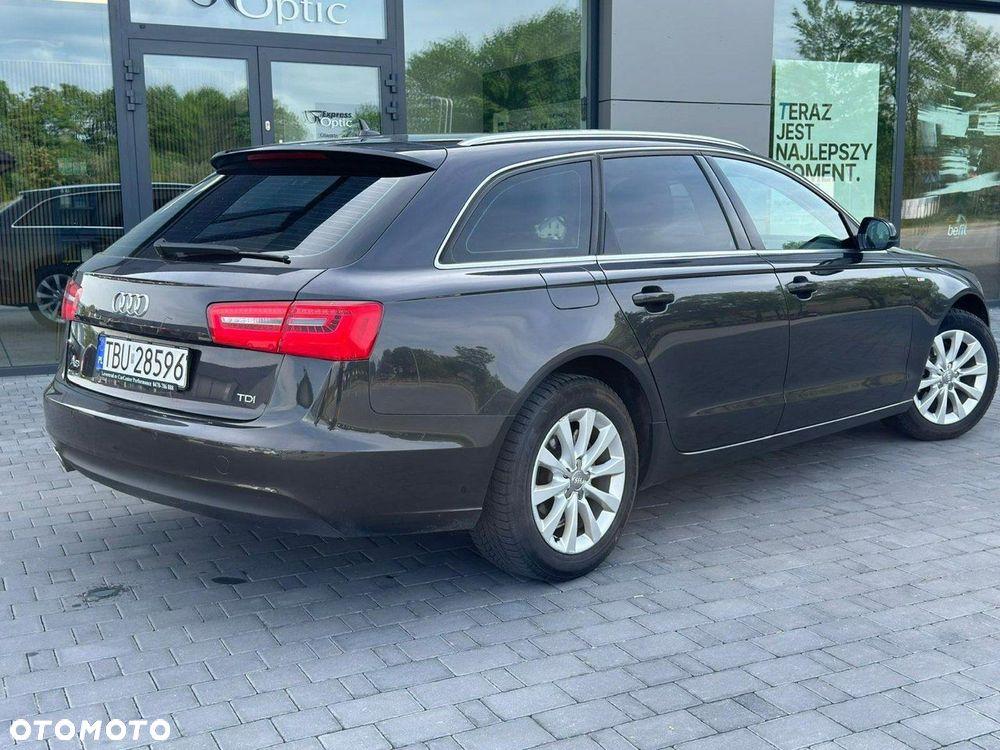 Audi A6 Avant - 14