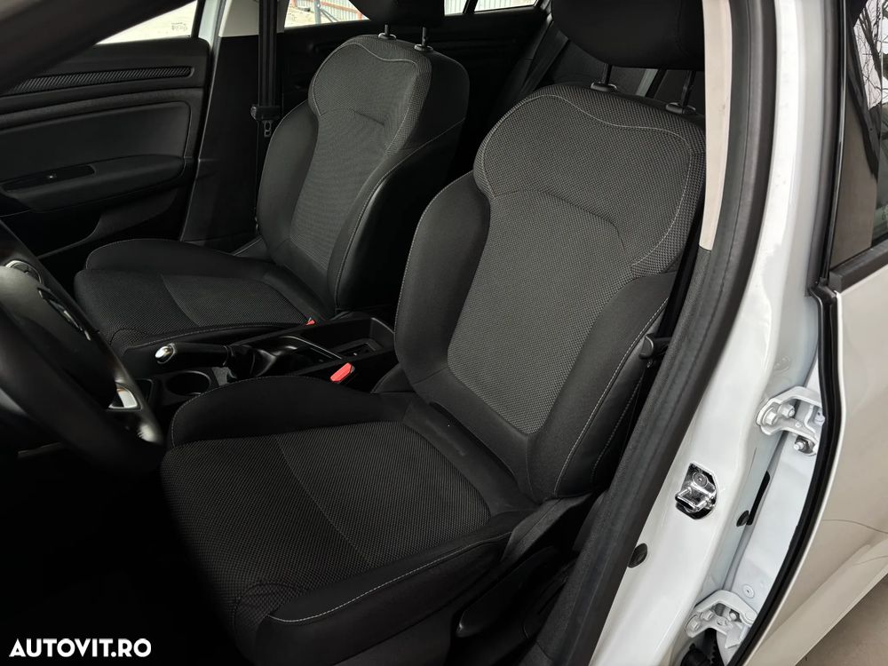 Renault Megane Blue dCi 116 Life - 27