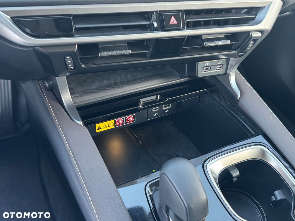 Lexus RX 350h Prestige - 32