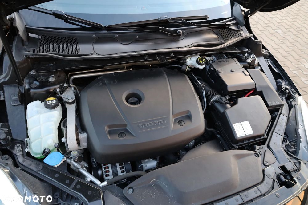 Volvo V40 T2 Linje Svart - 41