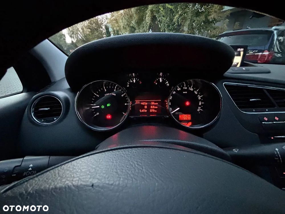 Peugeot 5008 155 THP Allure - 18