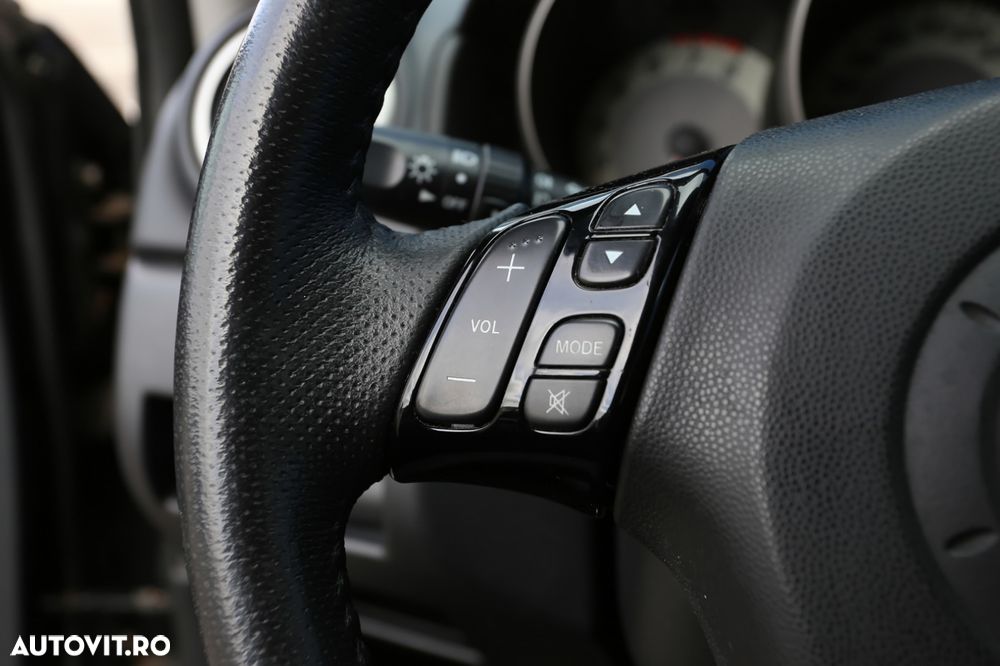 Mazda 3 1.6i TX - 13