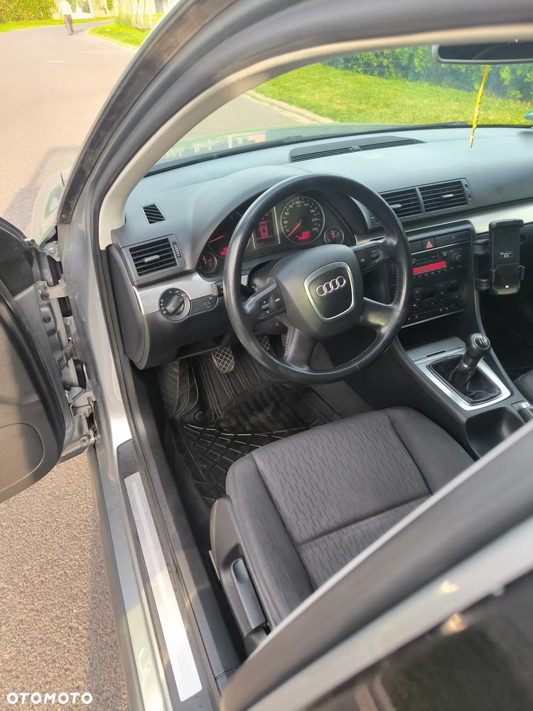 Audi A4 Avant 1.8 T - 9