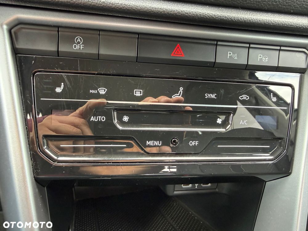Volkswagen T-Roc 1.5 TSI Special Edition DSG - 25