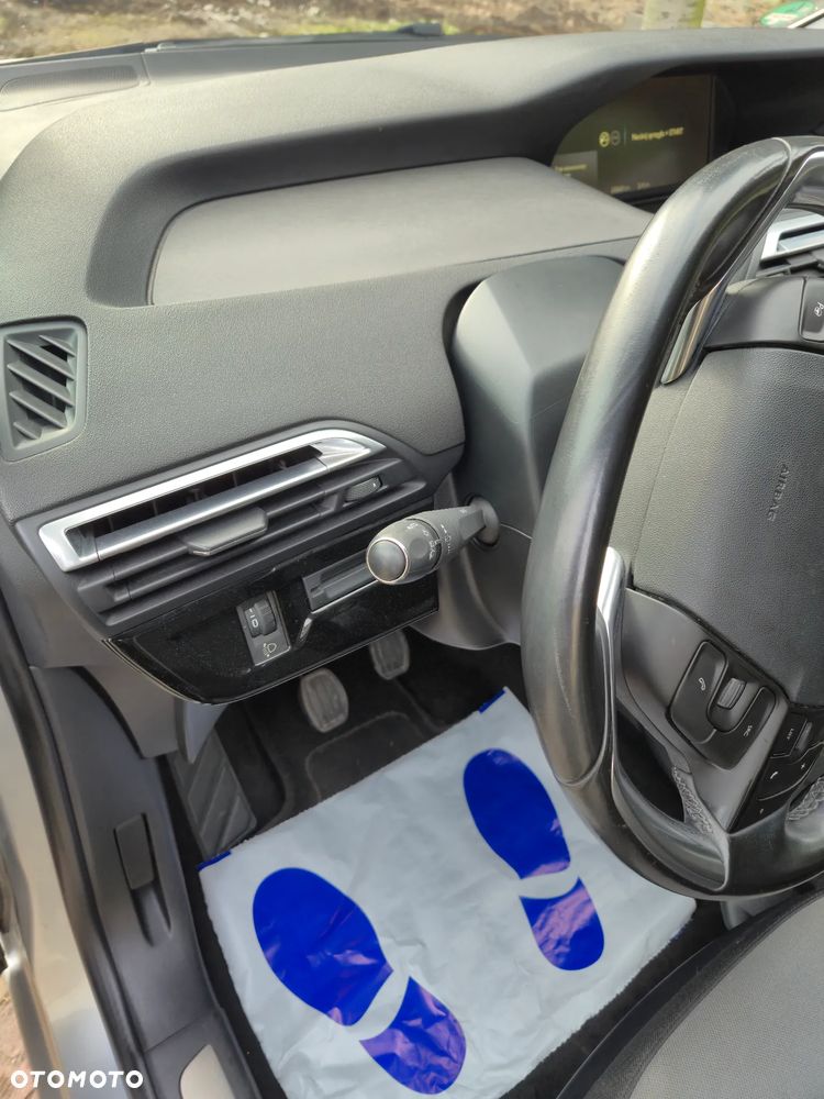 Citroën C4 Picasso PureTech 130 Stop&Start Exclusive - 23