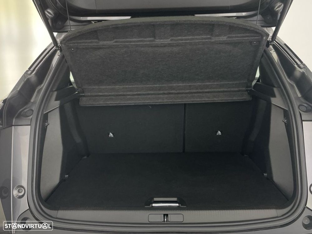 Peugeot 2008 1.2 PureTech Active Pack - 13