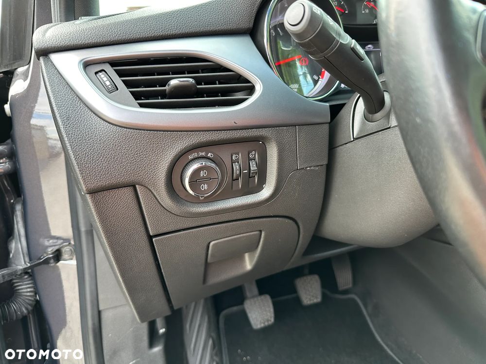 Opel Astra - 17