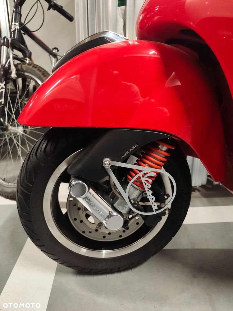 Vespa GTS - 3