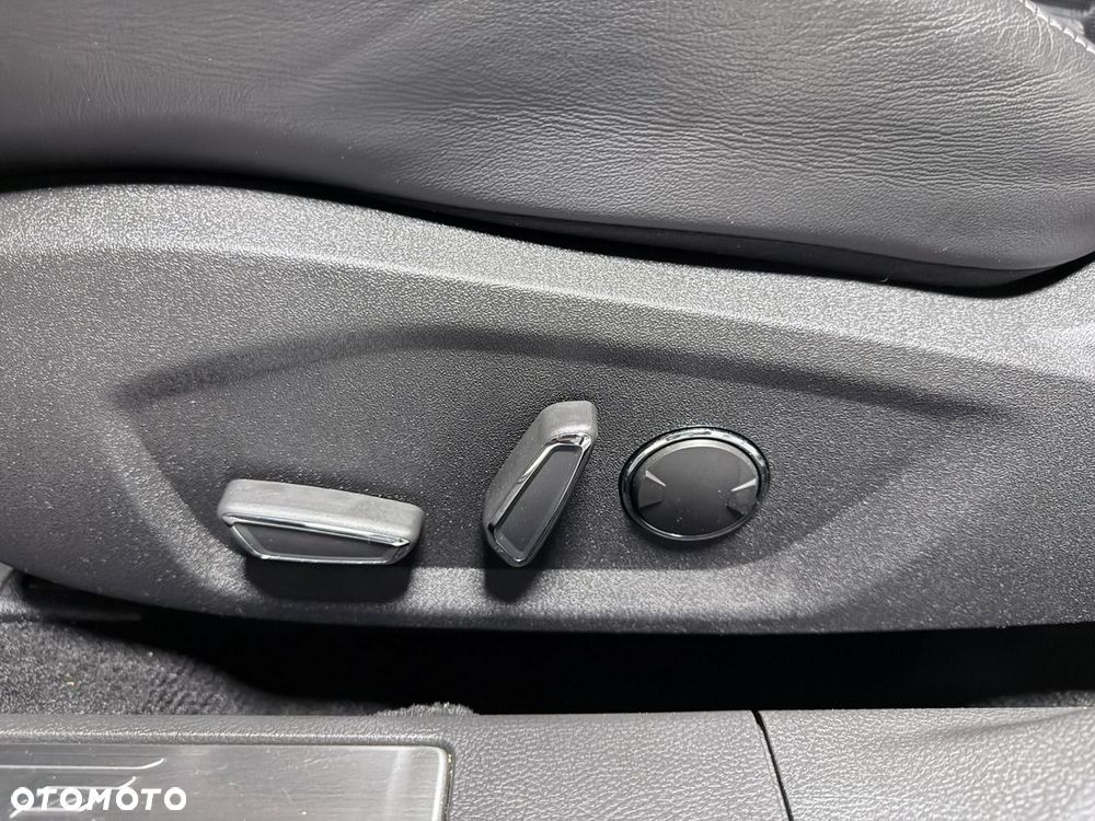 Ford Mondeo Vignale 2.0 TDCi 4WD PowerShift - 30
