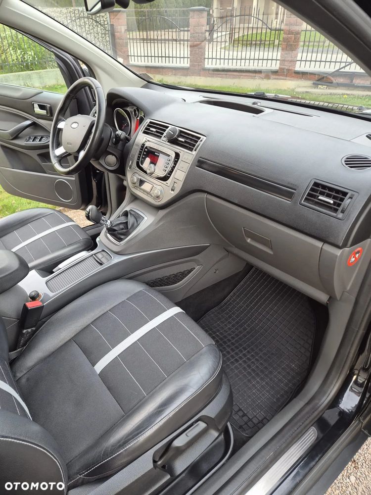 Ford Kuga 2.0 TDCi 4x4 Titanium - 11