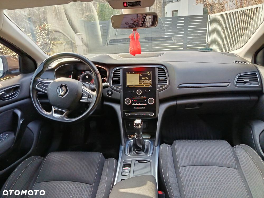 Renault Megane 1.2 Energy TCe Limited - 29