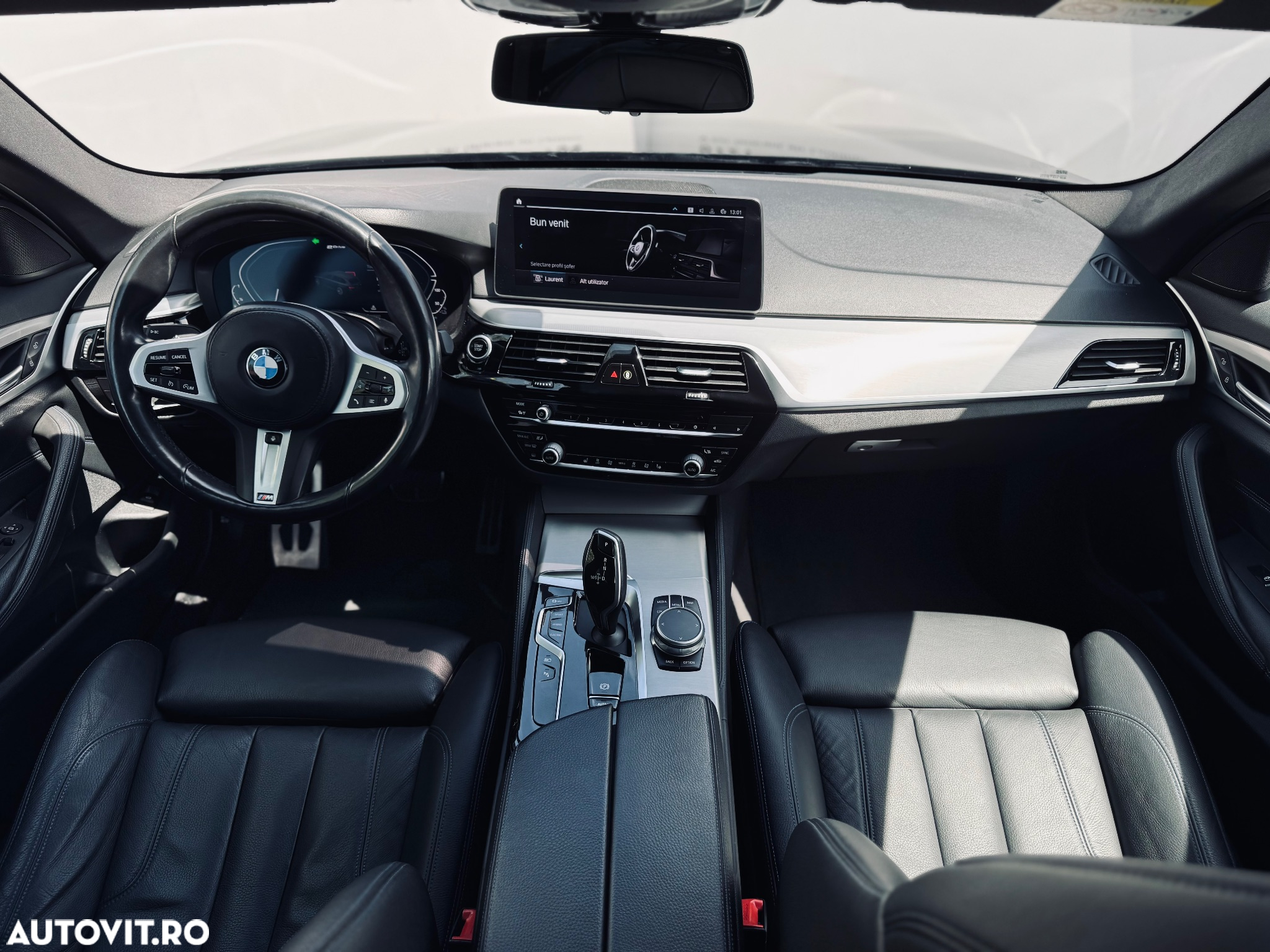 BMW Seria 5 530e xDrive Touring Aut. - 7