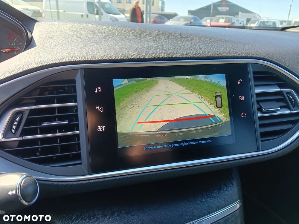 Peugeot 308 PureTech 130 GPF EAT8 Stop & Start GT - 21