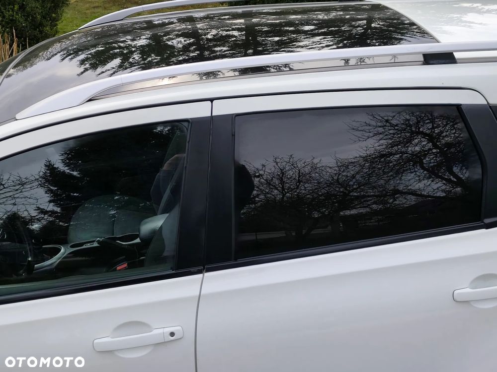 Nissan Qashqai+2 2.0 dCi DPF acenta - 17