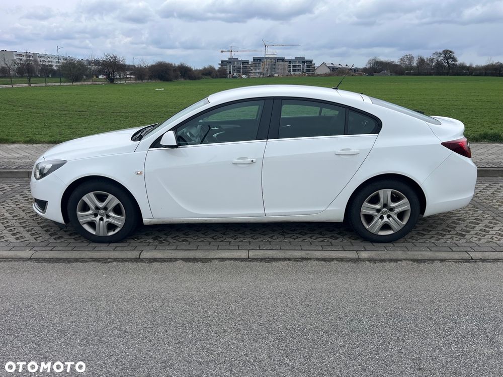 Opel Insignia - 11