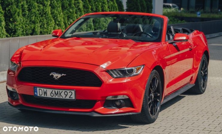 Ford Mustang - 1