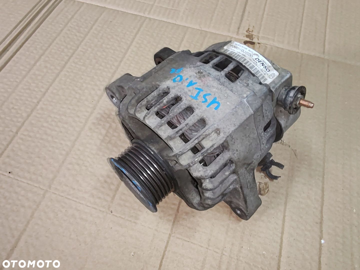 Alternator 1.0 1.3 27060-0j020 Francuski Toyota Yaris I 99-05 - 3