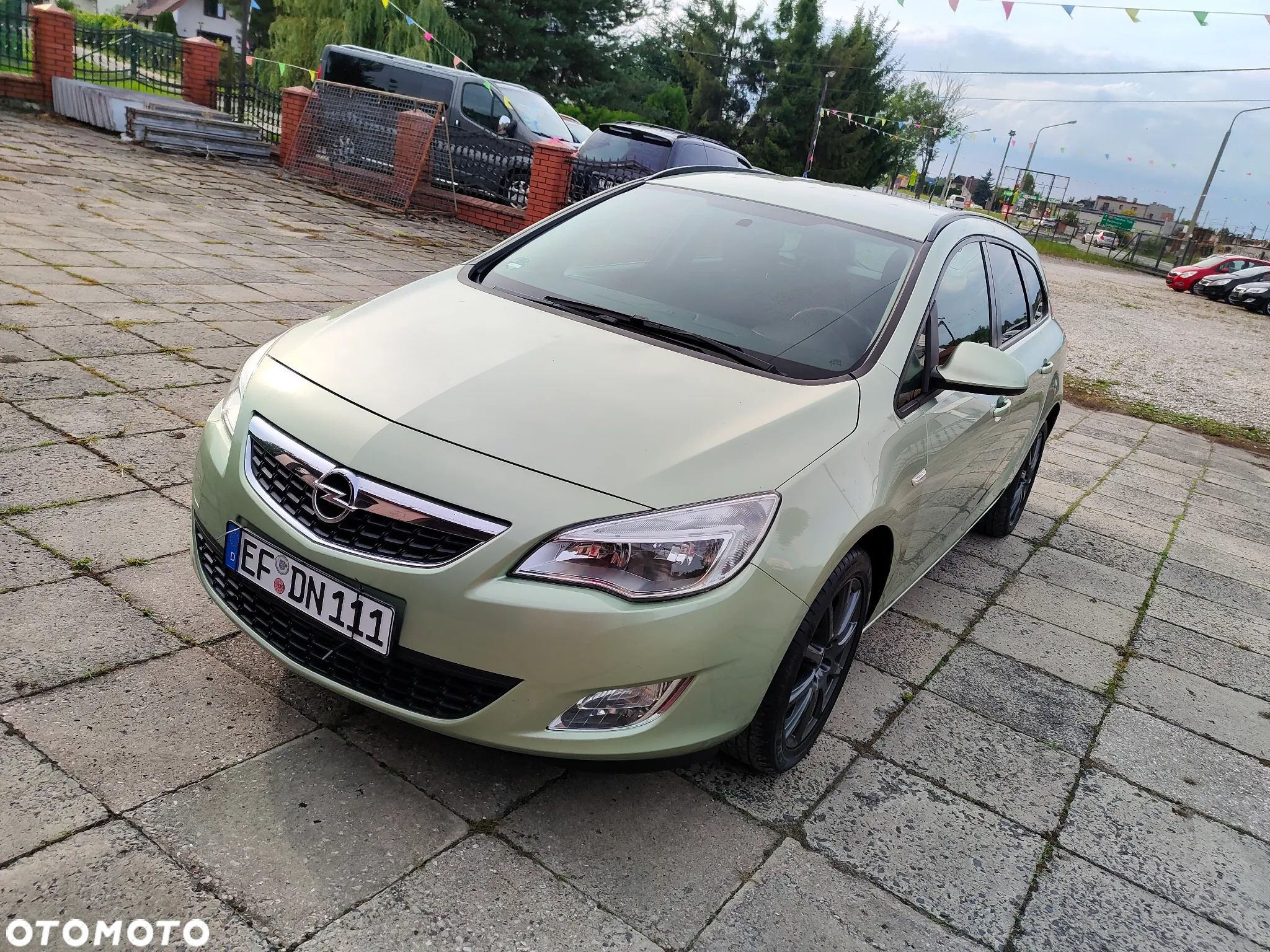 Opel Astra 1.4 Turbo Sports Tourer Style - 2
