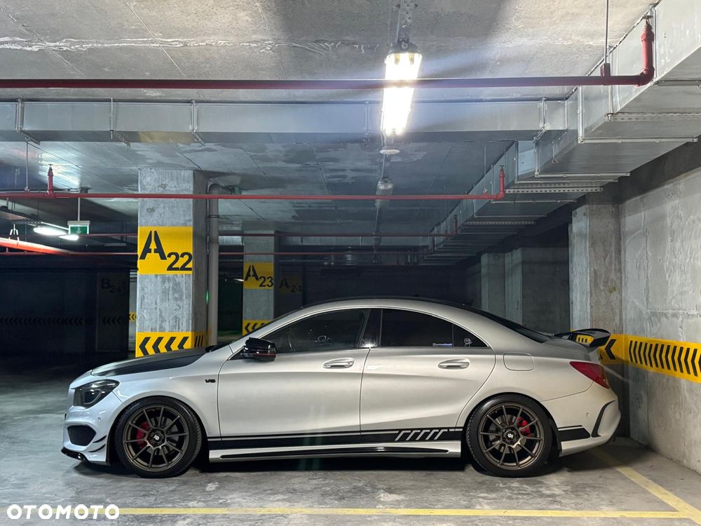 Mercedes-Benz CLA 200 7G-DCT AMG Line - 13