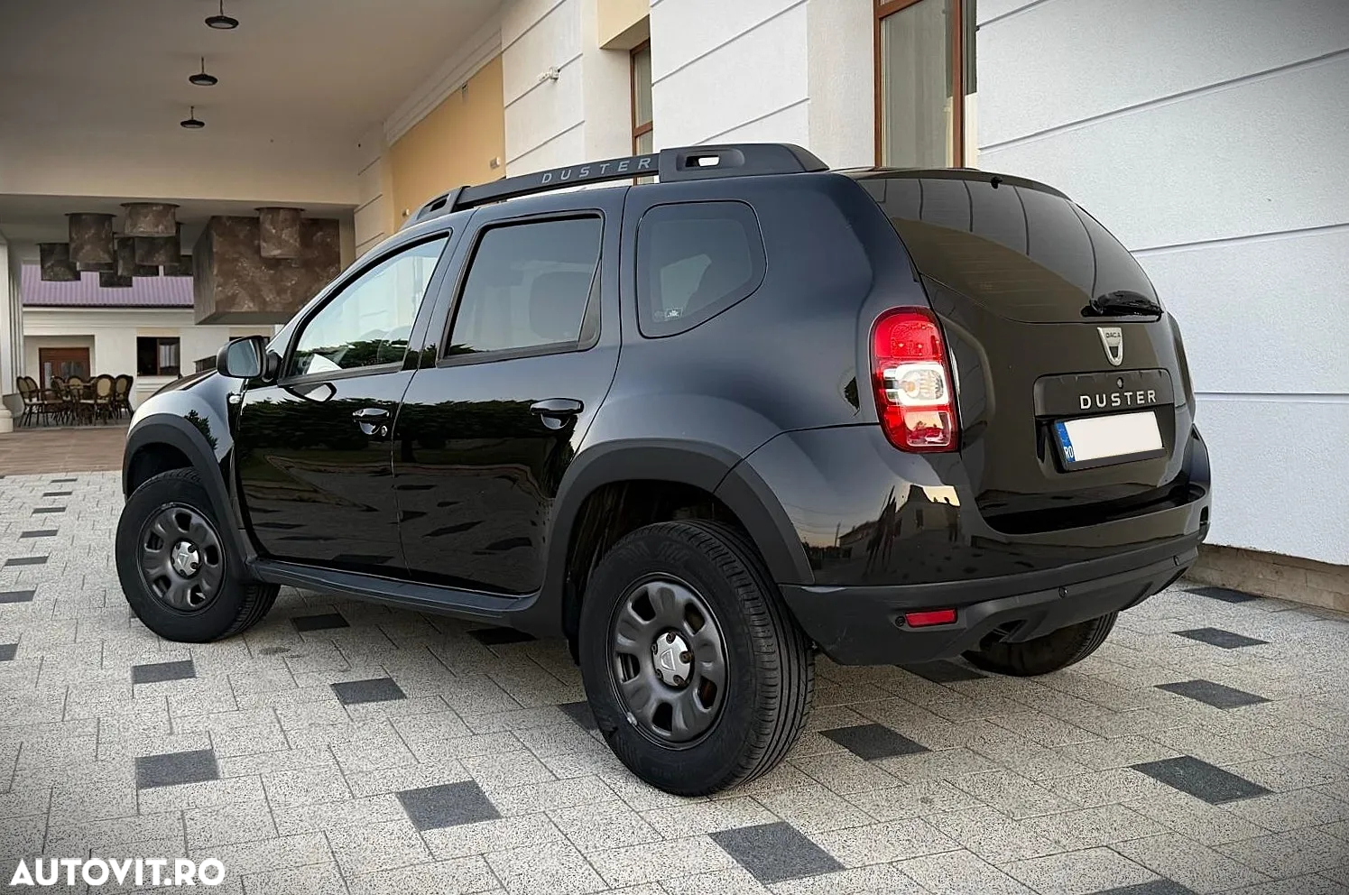 Dacia Duster 1.5 dCi 4x4 Laureate - 3