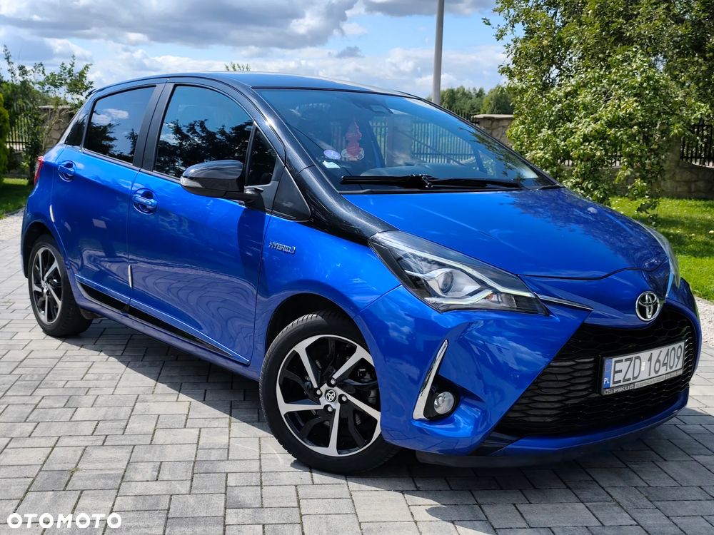 Toyota Yaris Hybrid 100 Premium EU6 - 13