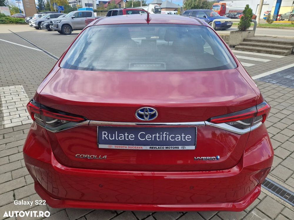 Toyota Corolla Sedan 1.8 HSD Business - 6