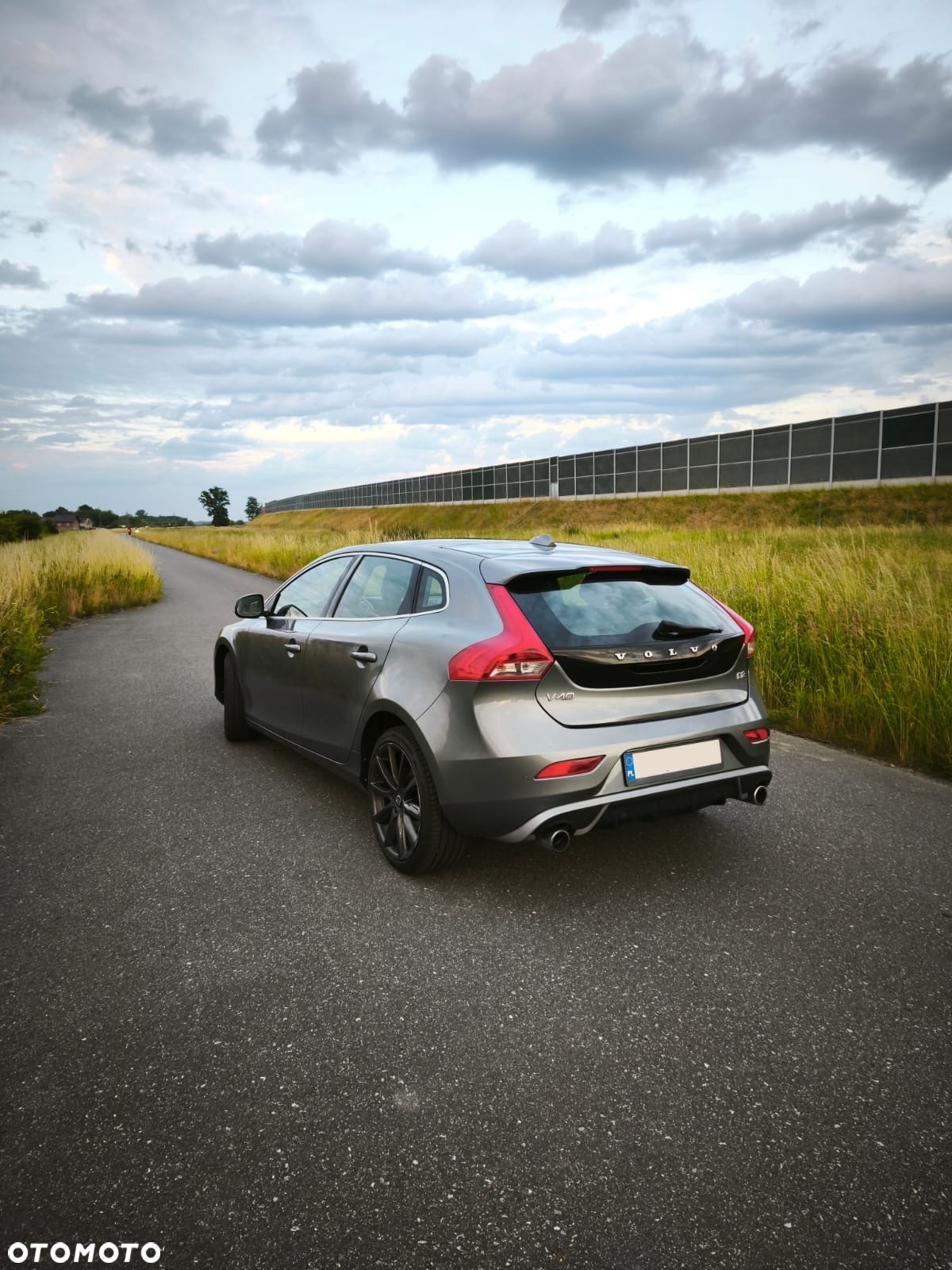 Volvo V40 D2 RDesign - 16