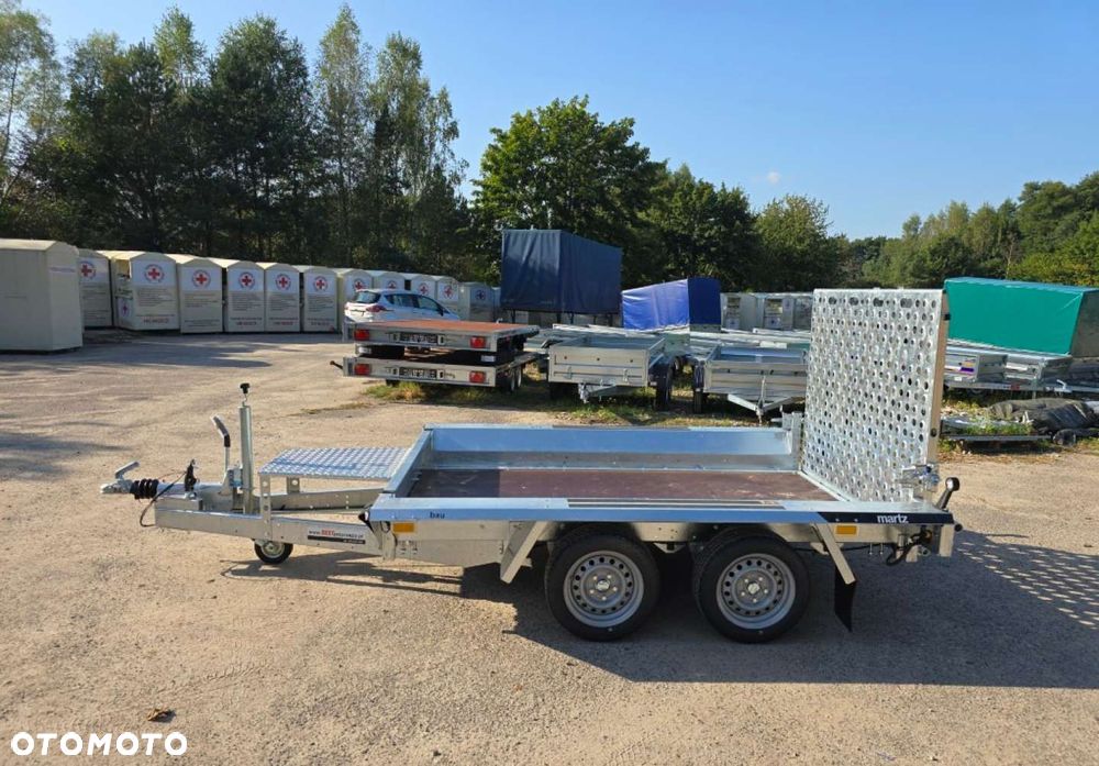 Martz Martz Bau 3 Minikoparka 2700 kg 260 x 150 cm - 5