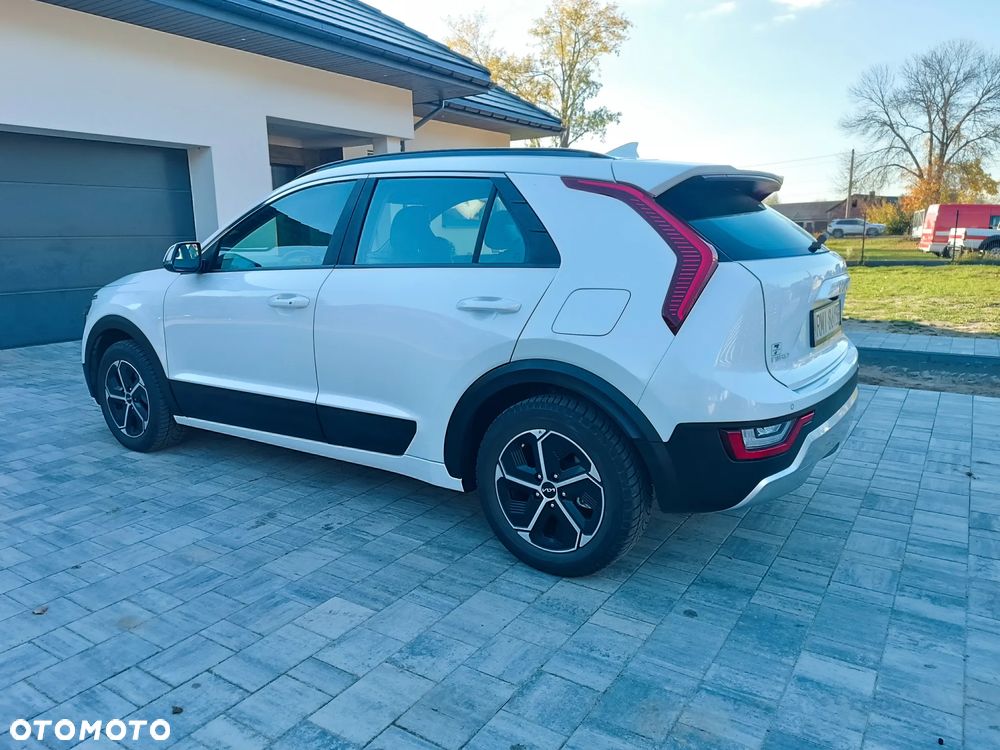Kia Niro 1.6 GDI Hybrid M - 16