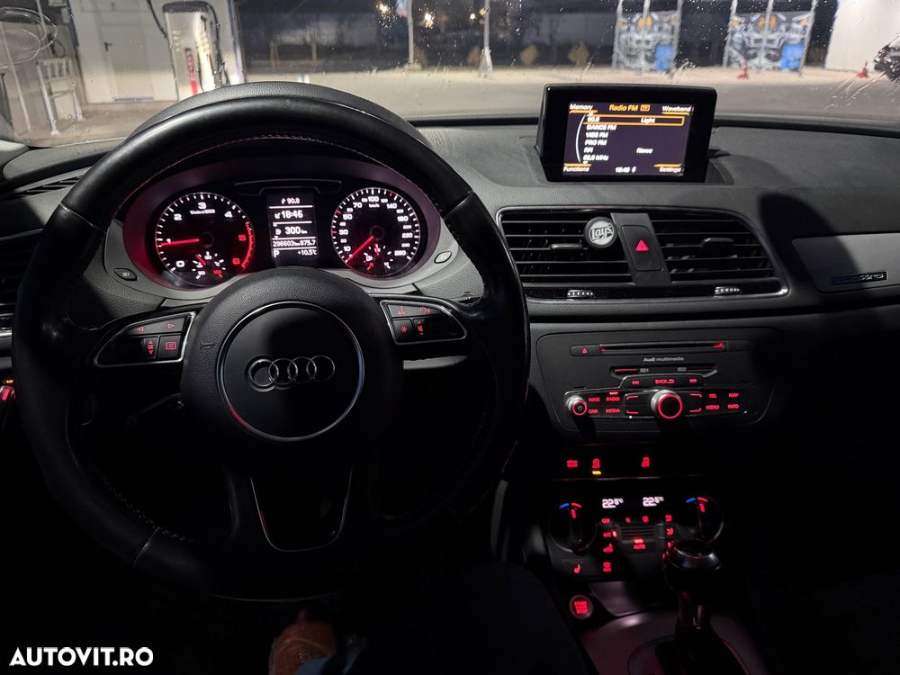 Audi Q3 2.0 TDI Quattro S tronic sport - 11