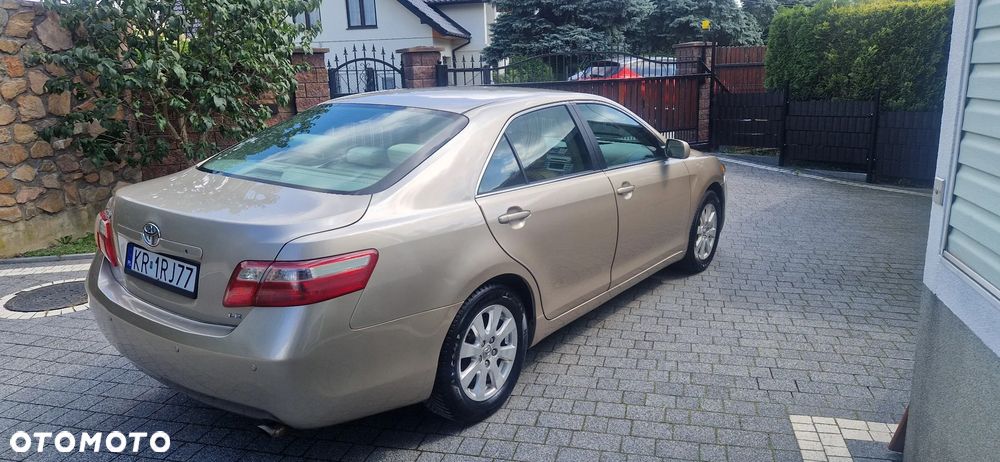 Toyota Camry 2.4 SE - 3