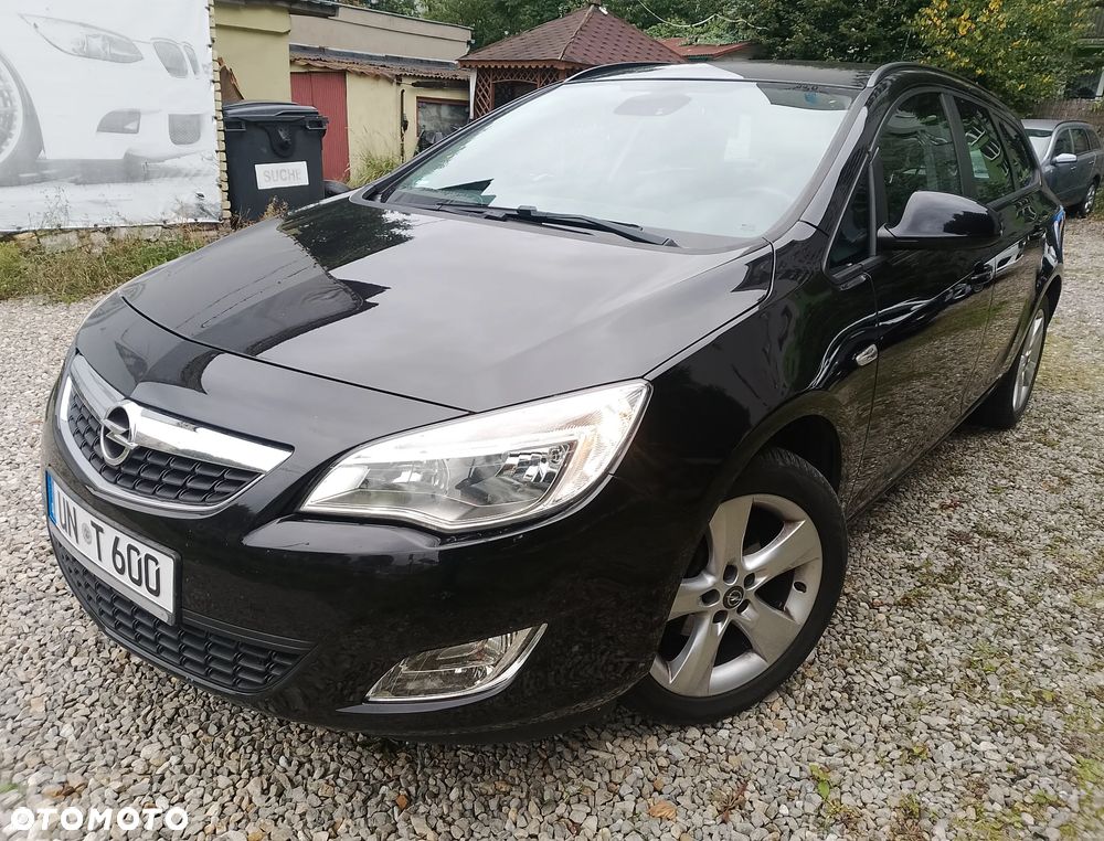 Opel Astra 1.4 Turbo - 2