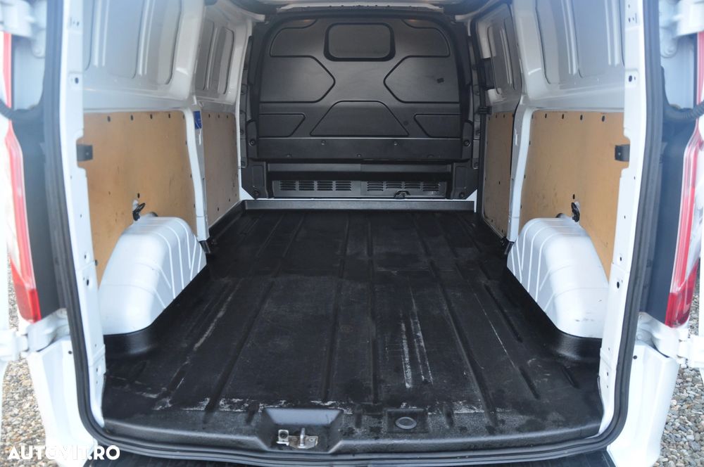 Ford Transit Custom - 8