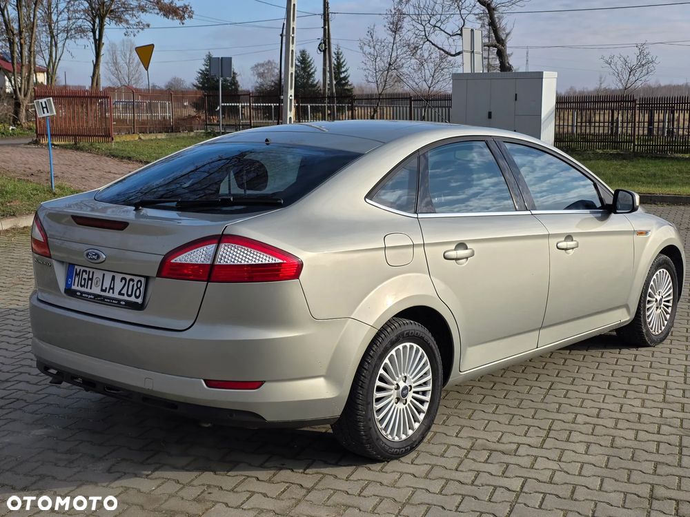 Ford Mondeo 2.3 Ghia - 3