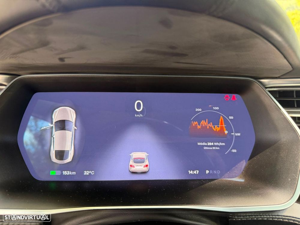 Tesla Model S - 19