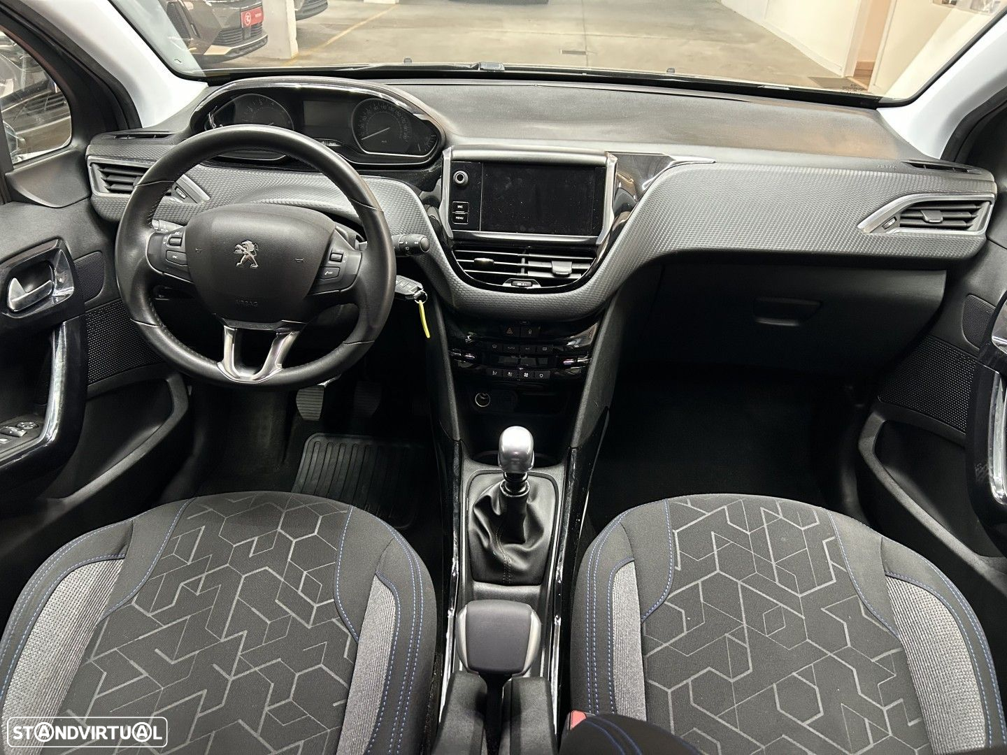 Peugeot 2008 1.2 PureTech Style - 14