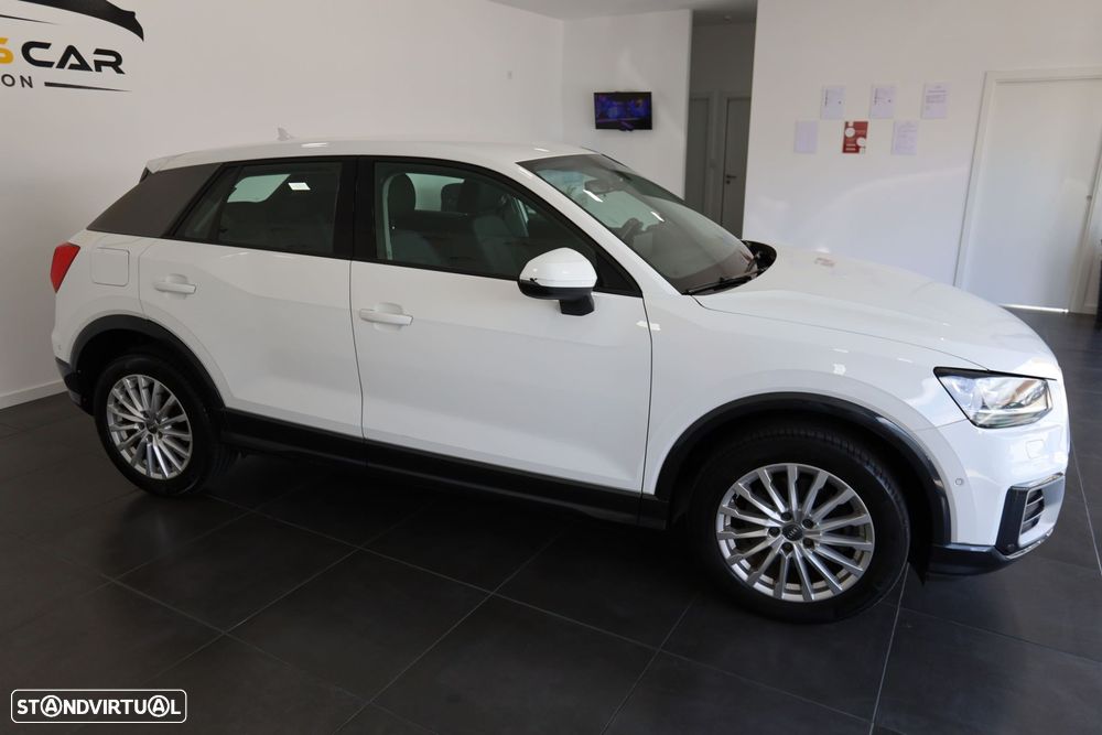 Audi Q2 1.6 TDI Design - 6