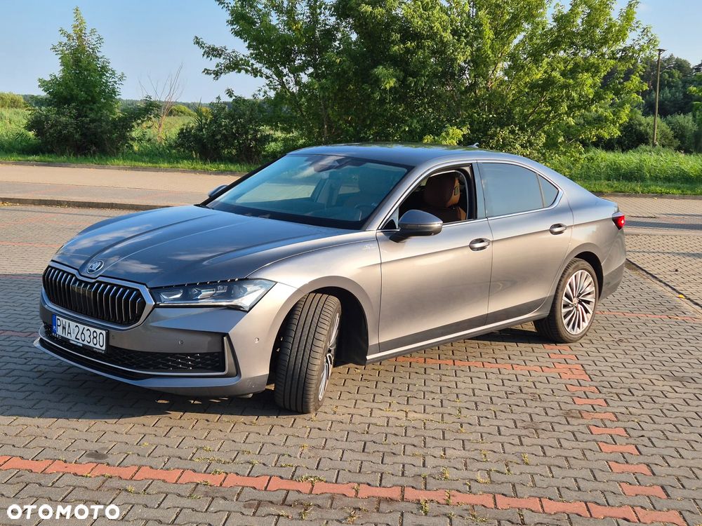 Skoda Superb 2.0 TDI SCR L&K DSG - 4