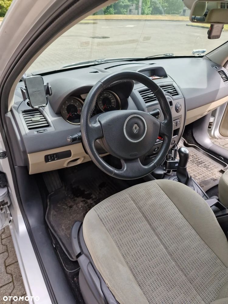 Renault Megane II 1.6 16V Confort Dynamique - 17