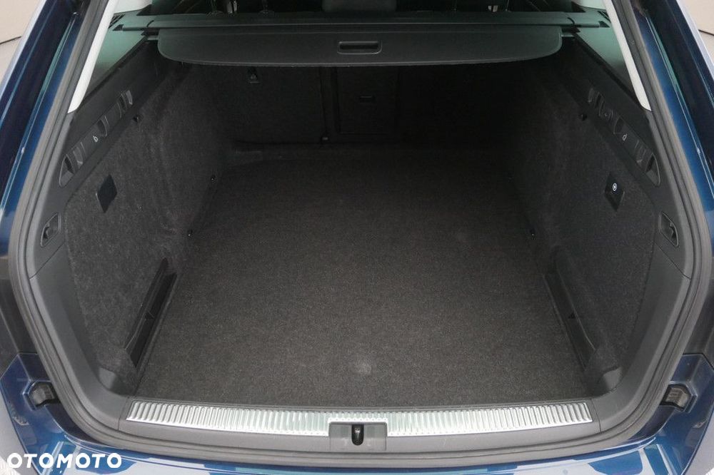 Skoda Superb 2.0 TDI SCR 4x4 Scout DSG - 16