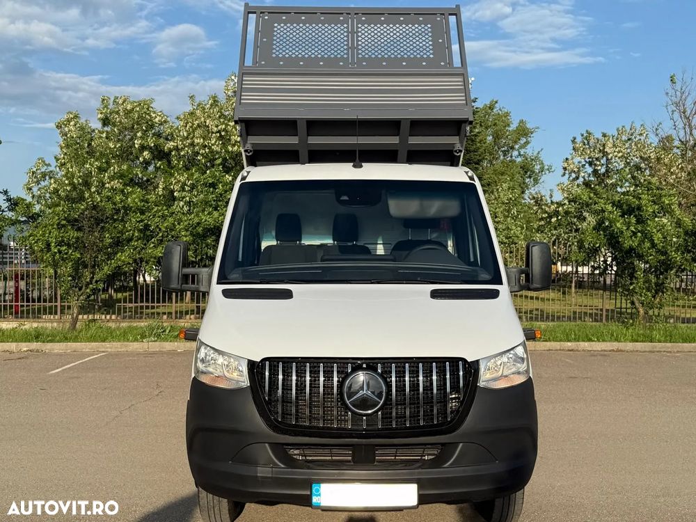 Mercedes-Benz Sprinter - 24