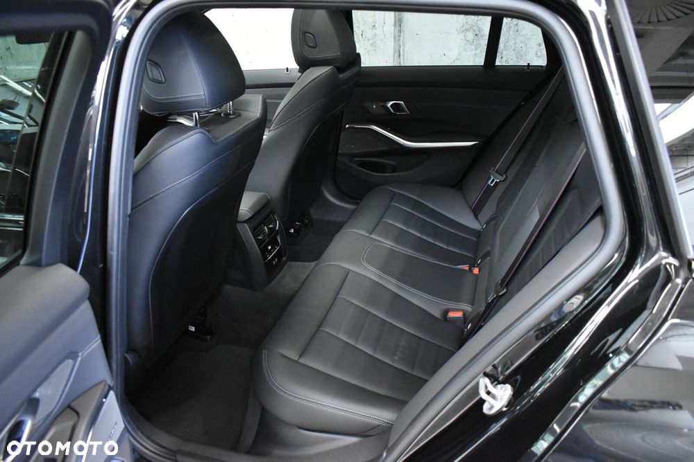 BMW Seria 3 - 27