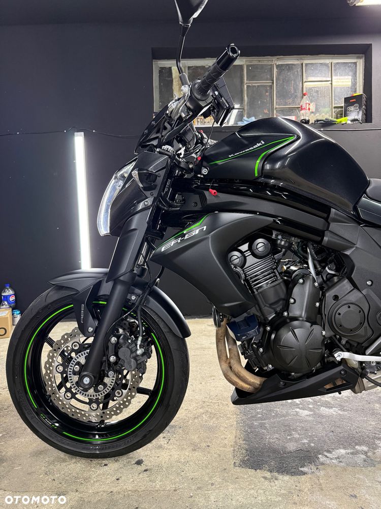 Kawasaki ER - 21